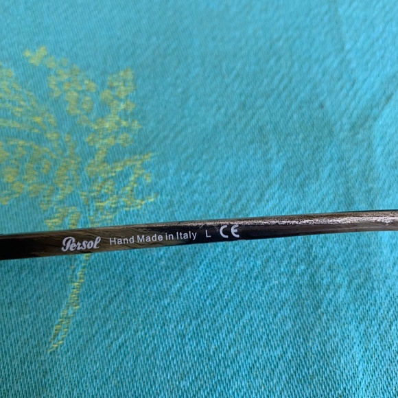 Persol Sunglasses - Picture 10 of 10